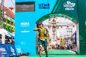 BIB: 180
                            <button type="button" onclick="openModal(21782141)" class="btn btn-primary btn-sm float-right btn-popup" data-toggle="modal" data-target=".modal-high-quality">
                        <i class="fas fa-shopping-cart"></i> Add to Cart
                    </button>
                                            <button type="button" onclick="isThisMe(21782141, true)" class="btn btn-success btn-sm float-right btn-popup btn-isme hidden" data-toggle="tooltip" data-placement="bottom" title="นี่คือรูปของคุณใช่ไหม คลิกที่นี่เพื่อเอาเข้าอัลบั้ม">
                        <i class="fas fa-plus"></i> Add to album
                    </button>
                    <button type="button" onclick="isThisMe(21782141, false)" class="btn btn-warning btn-sm float-right btn-popup btn-isnotme hidden">
                        <i class="fas fa-ban"></i> Remove from album
                    </button>